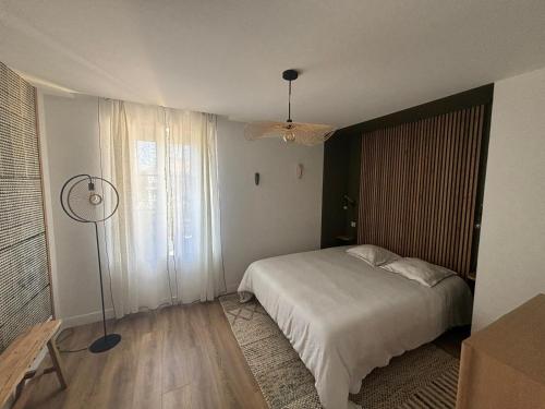 Katil atau katil-katil dalam bilik di Villa magnifique vue mer
