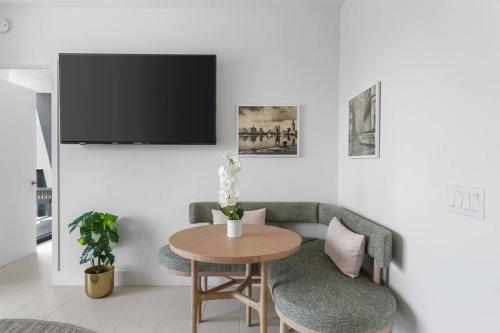 New Luxury Apartment at Downtown Miami photo 13