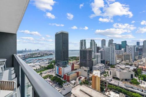 New Luxury Apartment at Downtown Miami photo 19