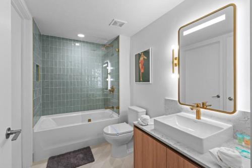 New Luxury Apartment at Downtown Miami photo 26