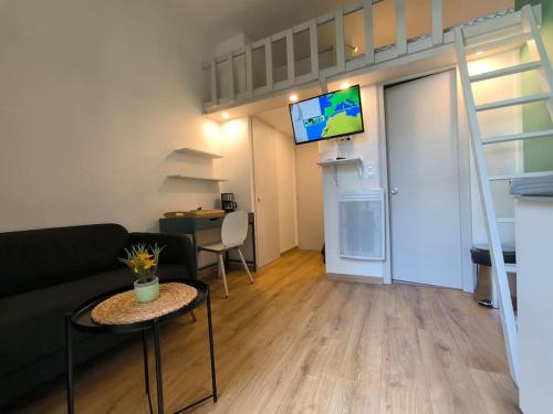 Photo de la galerie de l'établissement 2 pers-Proche des Halles-Parking à 300m, à Pau