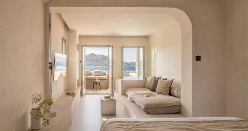 A bed or beds in a room at Hotel Senia - Onar Hotels Collection