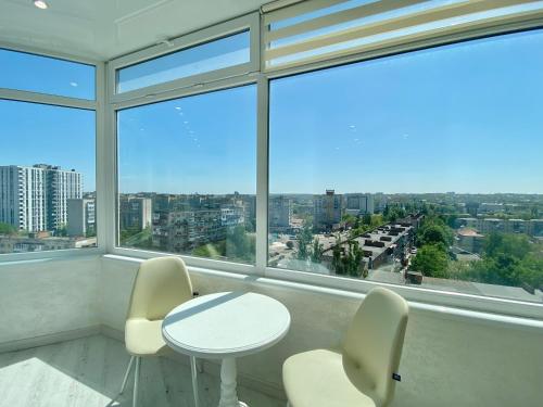 Μπαλκόνι ή βεράντα στο Панорамні SKY HOUSE Безключовий доступ!