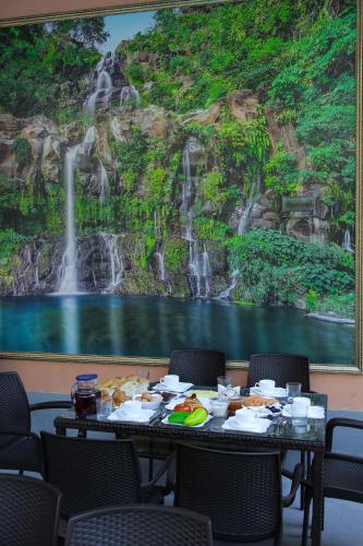 Đồ ăn tại/gần khách sạn