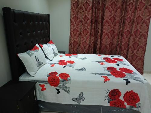 Postel nebo postele na pokoji v ubytování D'lite guesthouse - near Carnival City