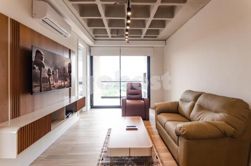 Modern and equipped 2 bedroom apt in Villa Morra