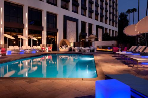 Beverly Hills Marriott Image