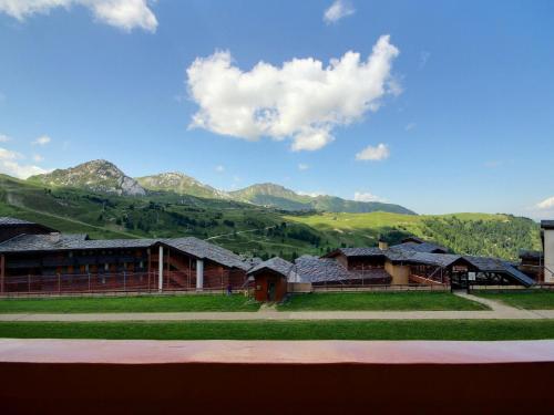 Appartement cosy pour 5, vue montagne, wifi inclus
