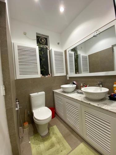 Bilik mandi di Urban Elegance