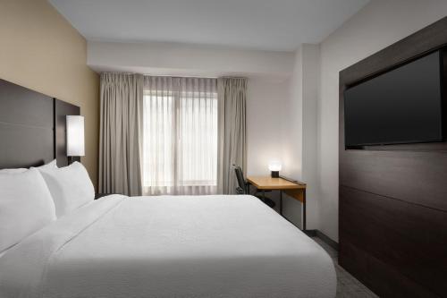 Residence Inn Charlotte SouthPark Image