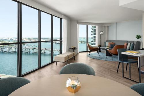 a hotel room with a view of the water at Miami Marriott Biscayne Bay in Miami