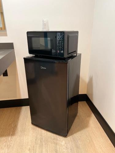 Dapur atau dapur kecil di Arlo Motel