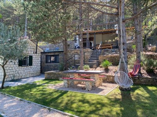 Zahrada ubytování Normabella Holiday Home