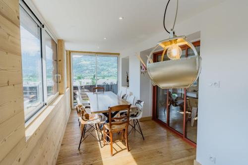 Au pied du télécabine & gare St Gervais