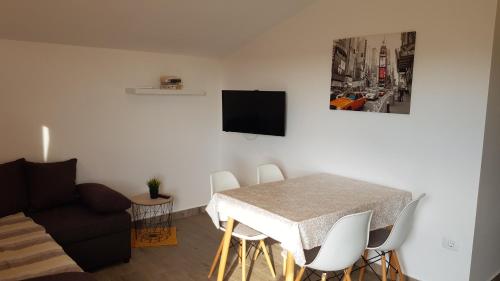 Apartmani Nora Štinjan