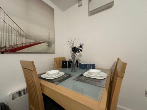 Gambar di galeri bagi Sapphire Suite di Bedford