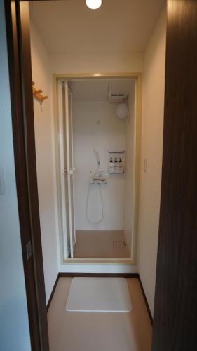 素泊り旅館 Yururiにあるバスルーム