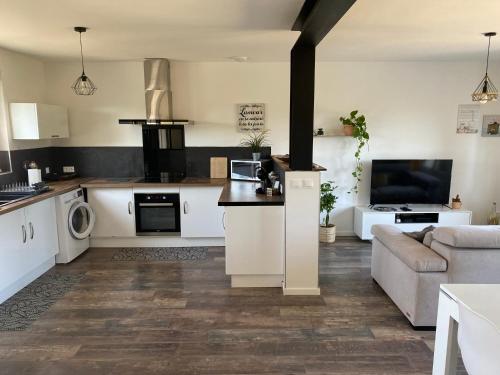 Nhà bếp/bếp nhỏ tại Charmante maison au cœur de la Drôme