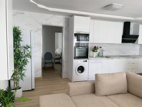 VILLA ToNY