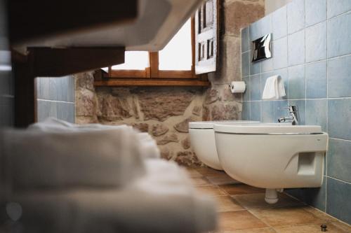Koupelna v ubytování Hotel Rural LATORRIÉN DE ANE