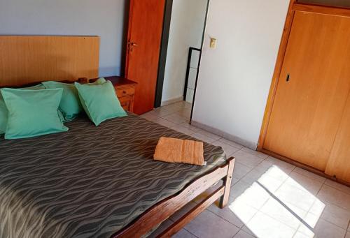 Ένα ή περισσότερα κρεβάτια σε δωμάτιο στο Cabañas casanostra