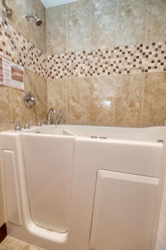 Un baño de Annabell Gardens