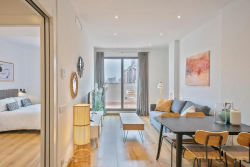 Aspasios Arc de Triomf Apartments