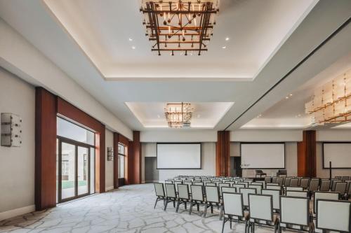a large room with chairs and whiteboards in it at The Santa Maria, a Luxury Collection Hotel & Golf Resort, Panama City in Panama City