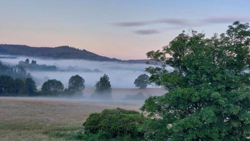 Fotografie z fotogalerie ubytování Le Clos Saint Roch v destinaci Saint-Amand-Jartoudeix
