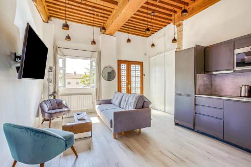 Charming 6-Person Apartment Terreaux & Croix Rousse Area