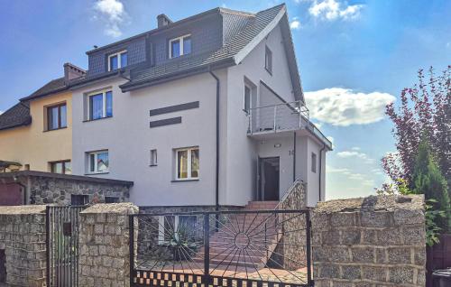 Nice Home In Szczecin With Wifi