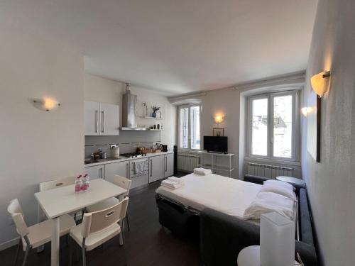 Η κουζίνα ή μικρή κουζίνα στο RivApartments