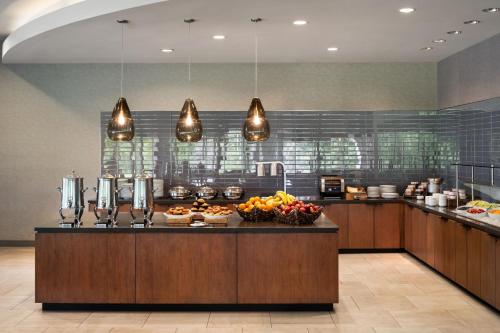 Jídlo v hotelu nebo okolí