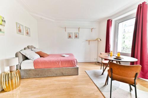 Petit Studio Paris Voltaire Nation