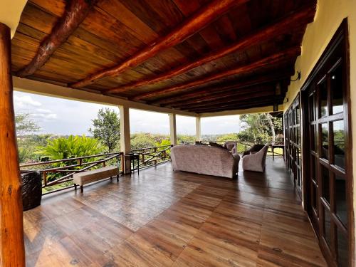 Ein Balkon oder eine Terrasse in der Unterkunft Pink Flamingo Boutique Hotel