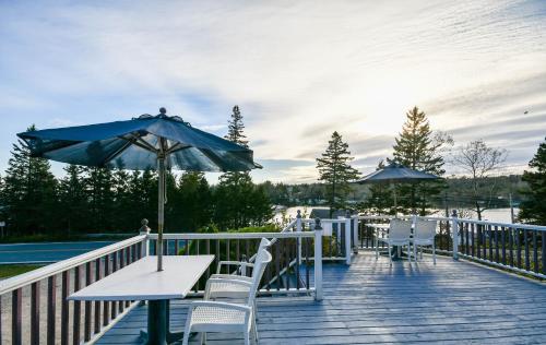 Fotografie z fotogalerie ubytování Surfside Inn v destinaci Hubbards