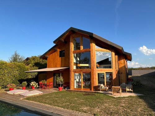 Photo de la galerie de l'établissement Villa de charme à Yvoire, à Yvoire