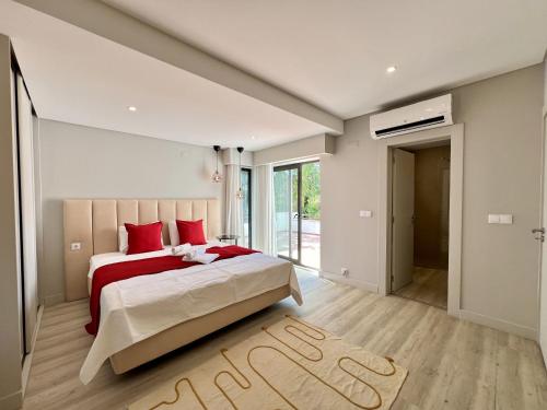 Vilamoura Premium Villa With Pool by Homing