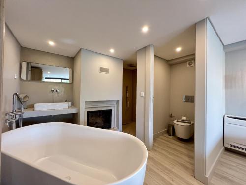 Vilamoura Premium Villa With Pool by Homing