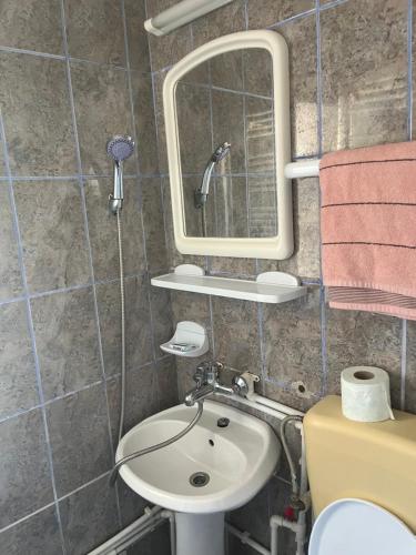 Ένα μπάνιο στο Casa Clara