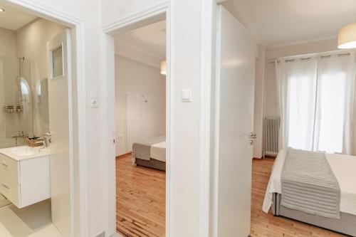 Athens downtown apartment 2bd-2ba1Gbps