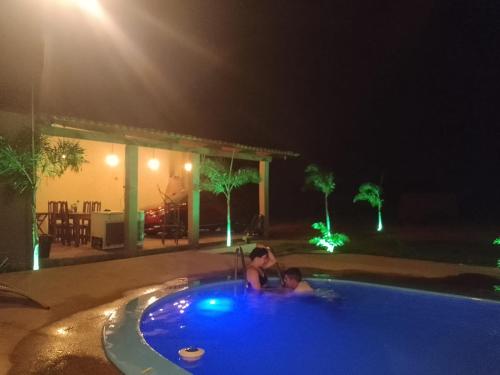Kolam renang di atau dekat dengan Universo DG