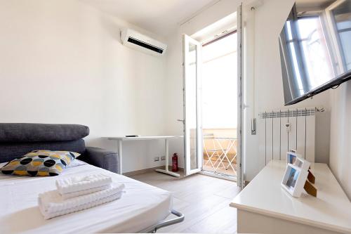 Ion Apartment