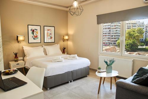 Starlights Wonderful View Apartments by BiNoBi!