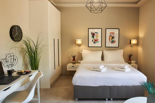 Starlights Wonderful View Apartments by BiNoBi!