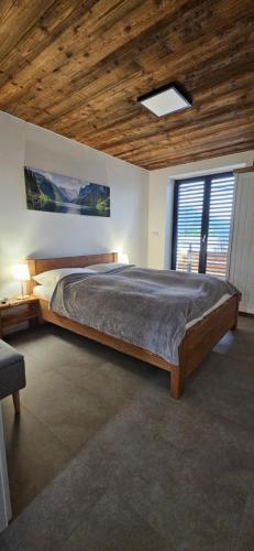 Ένα ή περισσότερα κρεβάτια σε δωμάτιο στο Apartmány Kúty