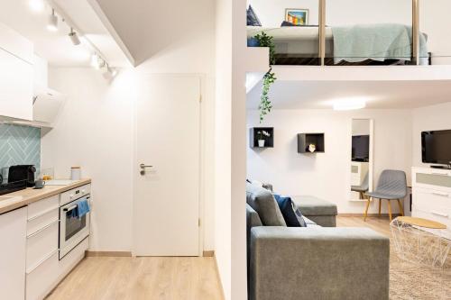 Kuchyň nebo kuchyňský kout v ubytování NEW! Central Location Flat by the Synagogue