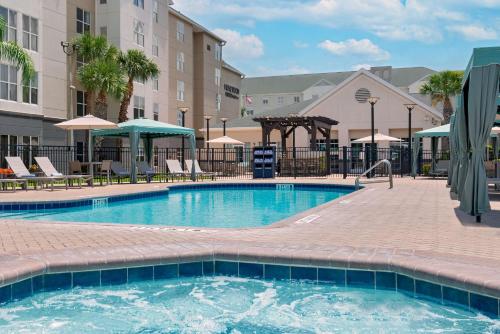 Homewood Suites by Hilton Orlando-Nearest to Universal Studios Image