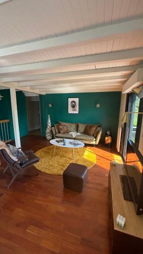 Photo de la galerie de l'établissement Le chalet, à Sciez