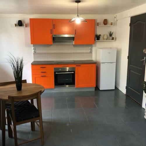 Kuchyň nebo kuchyňský kout v ubytování Gîte Cosy - 41m2 - Hyper Centre - Climatisation